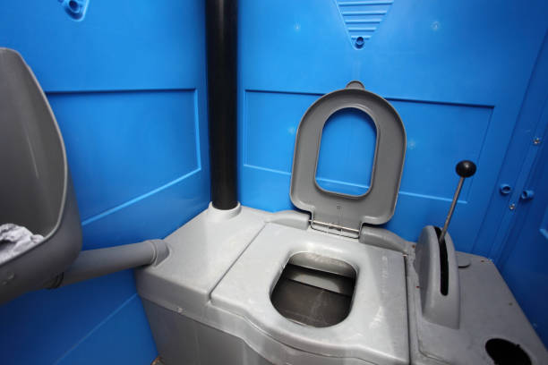 Best Standard Portable Toilet Rental  in Edneyville, NC